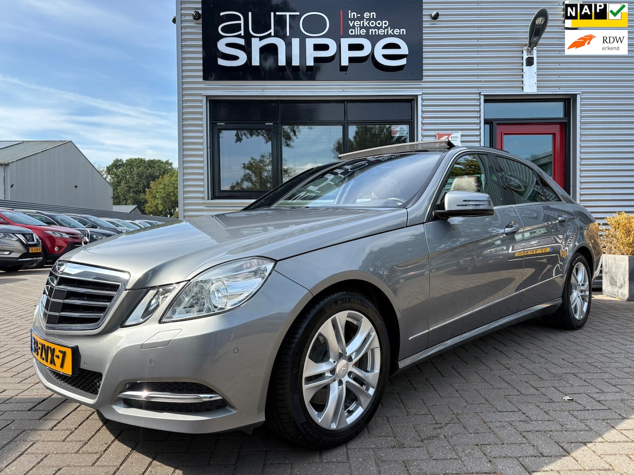 Mercedes-Benz E-klasse - 350 CGI Avantgarde 4-Matic -NIGHT VISION-HARMAN/KARDON-TREKHAAK-2100 KG TREKGEWICHT-ADAPTI - AutoWereld.nl