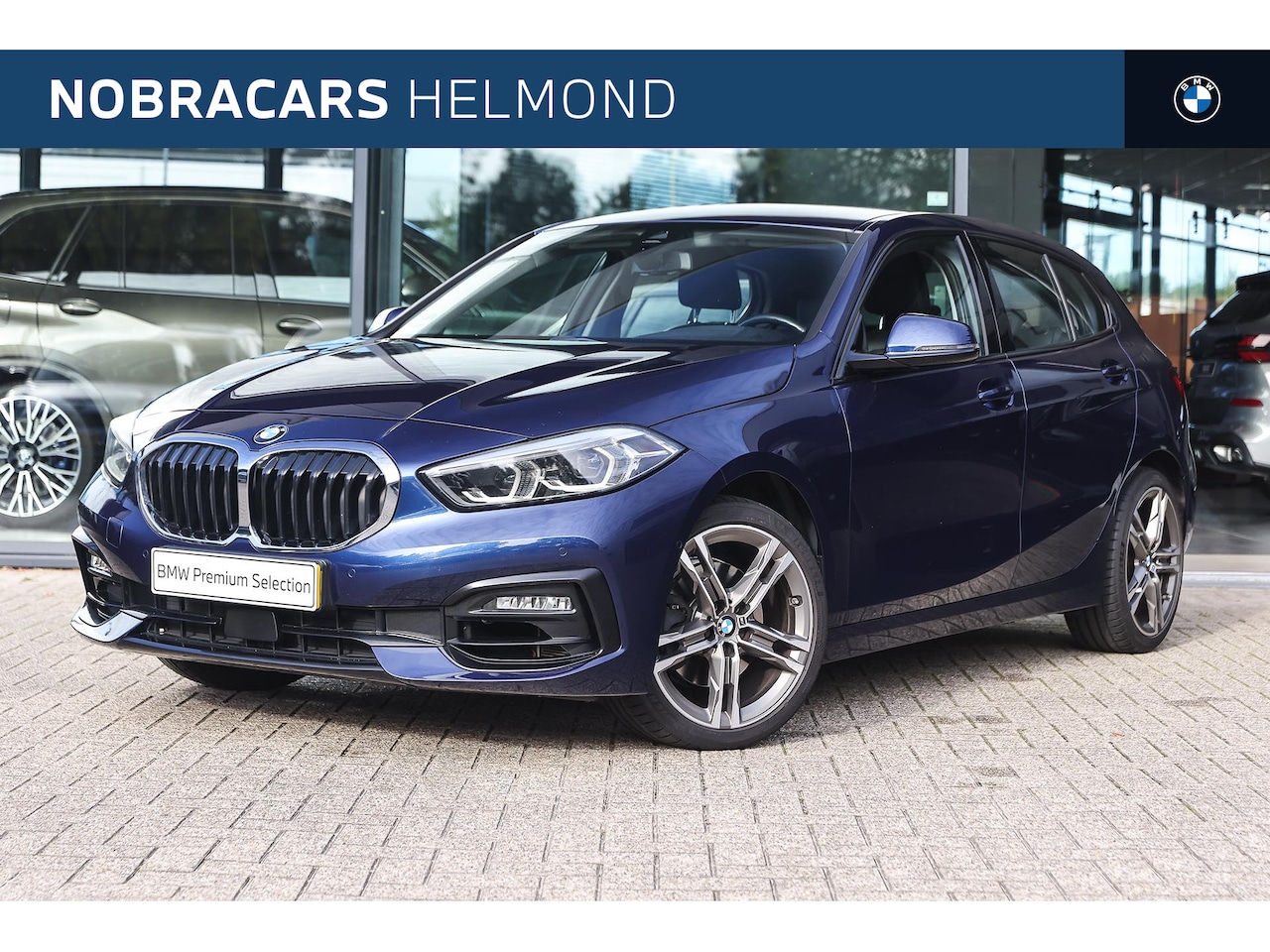 BMW 1-serie - 118i High Executive Sport Line Automaat / Sportstoelen / Achteruitrijcamera / Stoelverwarm - AutoWereld.nl