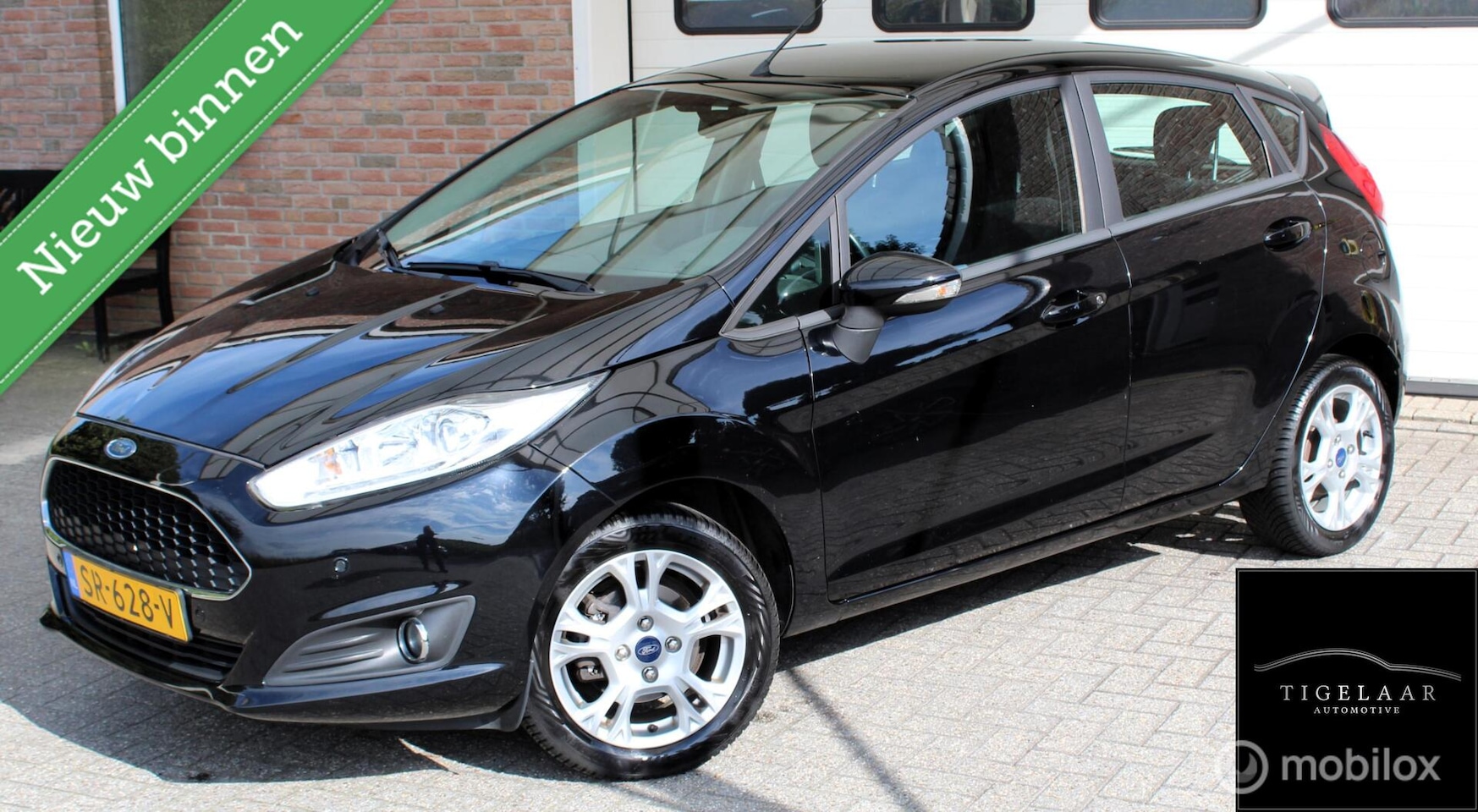 Ford Fiesta - 1.0 Style Ultimate 126dkm Airco Apk 09-2027 - AutoWereld.nl