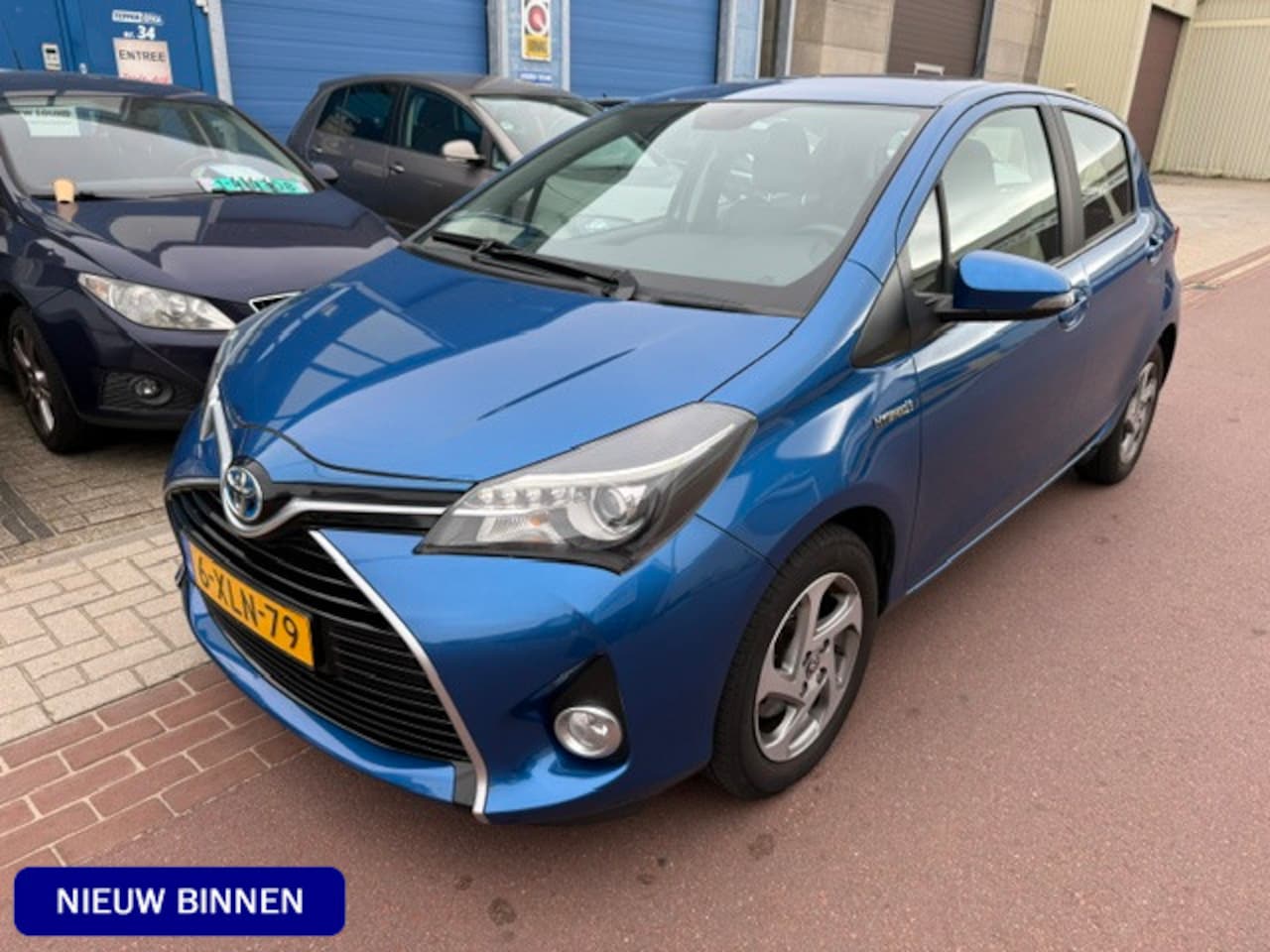 Toyota Yaris - 1.5 Hybrid Aspiration sep-2014 Facelift model Zeer nette Yaris met alle boekjes en NAP. AP - AutoWereld.nl