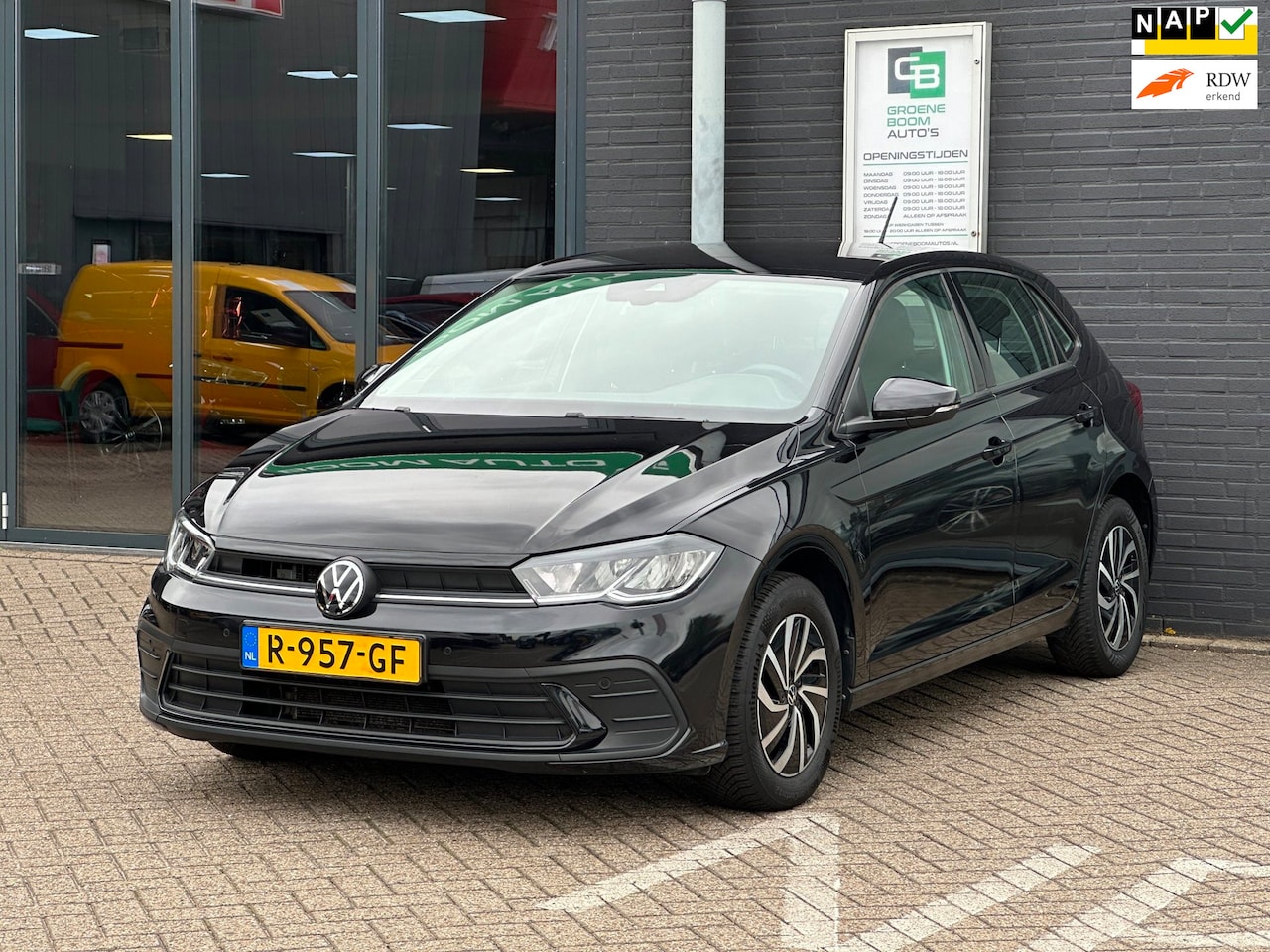 Volkswagen Polo - 1.0 TSI Life Business/CAMERA/NAVI/CARPLAY/NL-AUTO NAP!! - AutoWereld.nl