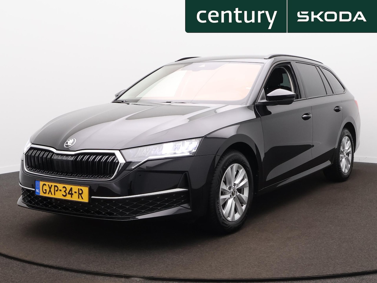 Skoda Octavia Combi - 4 Edition 1.5 TSI 85 kW / 115 PK Combi 6 versn. Hand | ACC | PDC | Zwenkbare Trekhaak | St - AutoWereld.nl