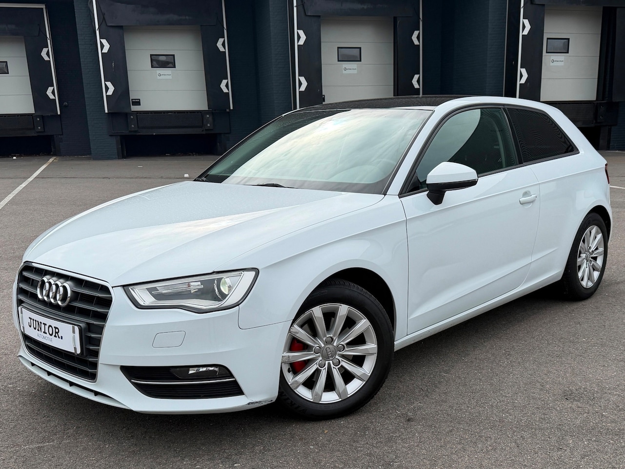 Audi A3 - 1.4 TFSI Attraction LAGEKM! CLIMA/STOELVERWARMING/LMV - AutoWereld.nl