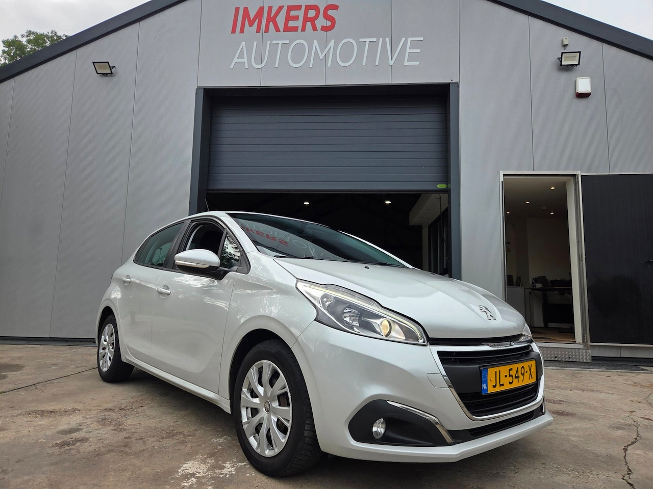 Peugeot 208 - 1.2 PureTech Blue Lion 1.2 PureTech Blue Lion - AutoWereld.nl