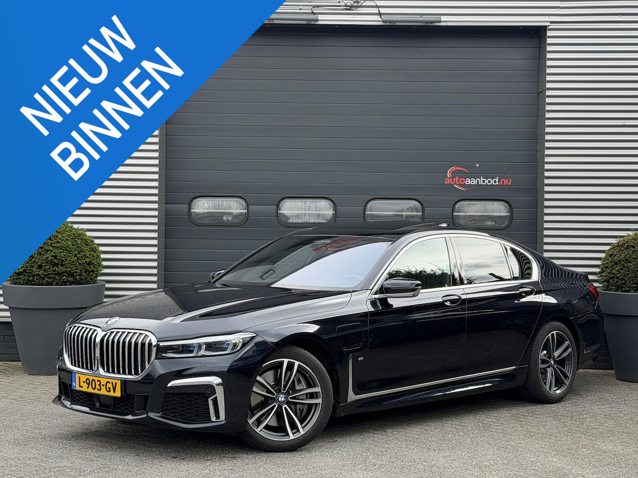 BMW 7-serie - 745e High Executive M-Sport | Panoramadak | 360* Camera | Massage | Stoelventilatie/Verwar - AutoWereld.nl