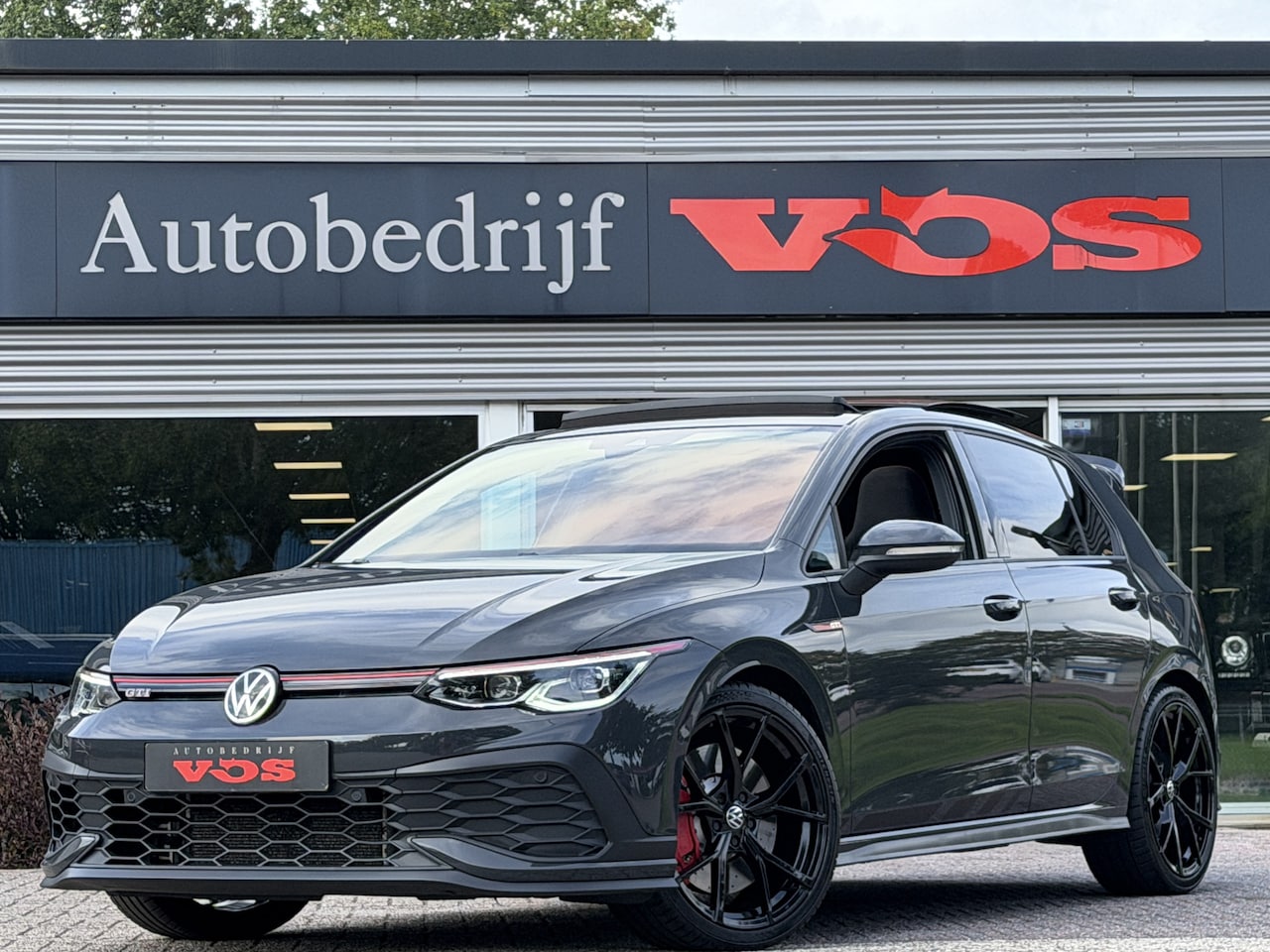 Volkswagen Golf - 2.0 TSI GTI Clubsport | H&K | Panodak | Camera | IQ Light - AutoWereld.nl