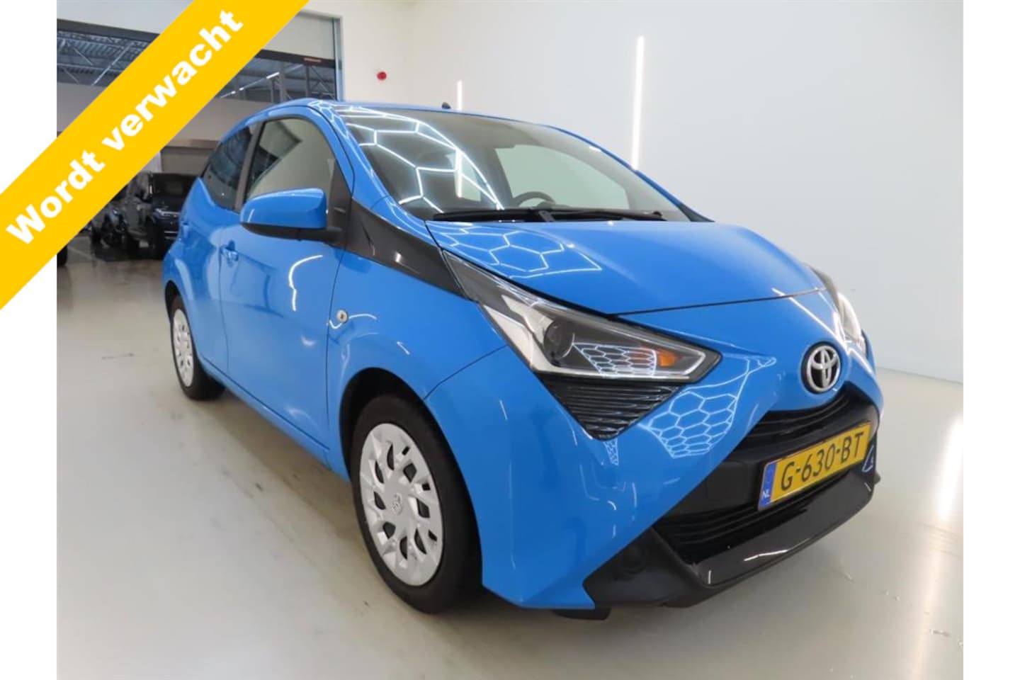 Toyota Aygo - 1.0 VVT-i x-Play Lim! 1e Eig! Camera! Carplay! VERWACHT!! - AutoWereld.nl