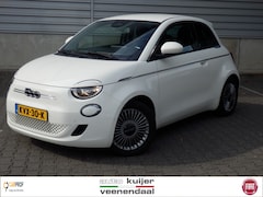 Fiat 500e - 42 kWh Icon 42 kWh | SOH 96 % I Camera | Chroompakket | Park. sens. v+a I