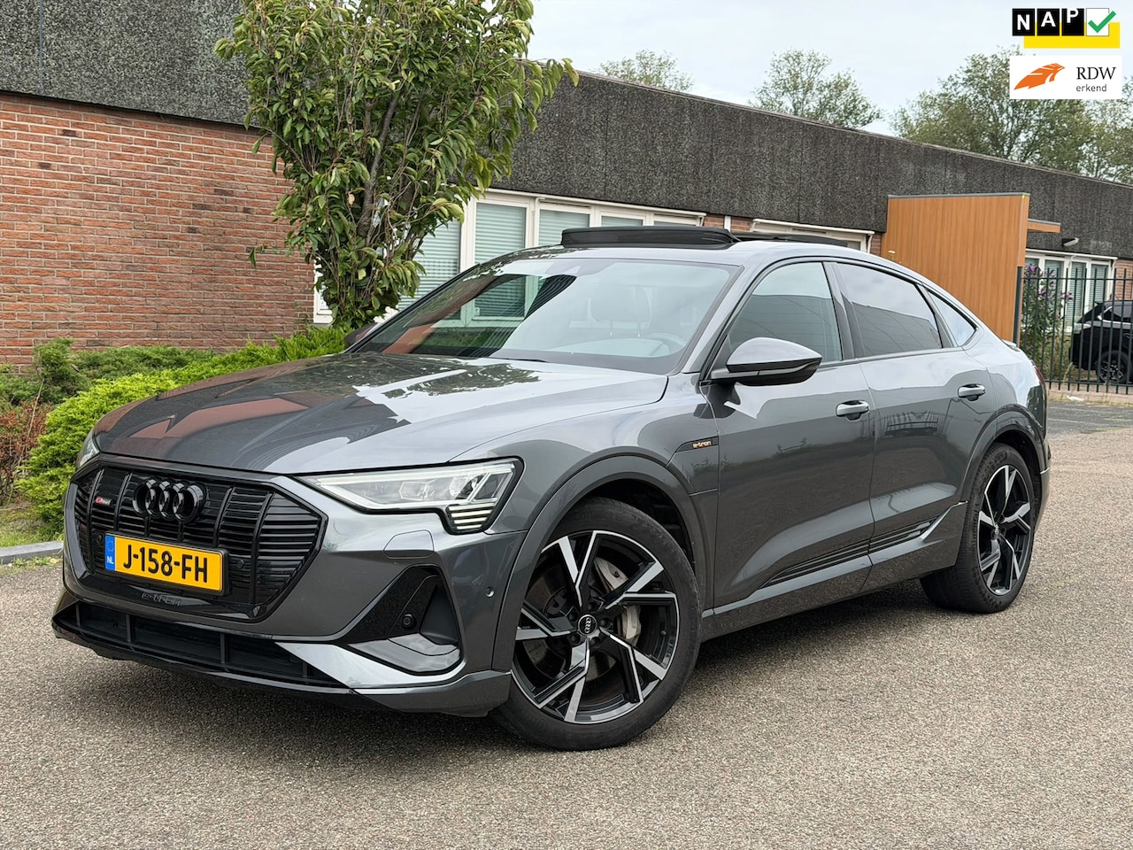Audi e-tron Sportback - 50 quattro S edition 71 kWh | S-LINE | PANO | MEMORY | CAMERA | 21 INCH - AutoWereld.nl