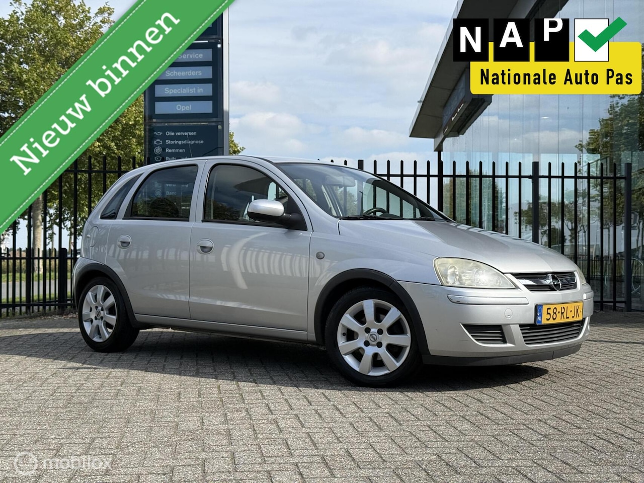 Opel Corsa - 1.4 Rhythm | Cruise | Airco | Elektrisch pakket - AutoWereld.nl