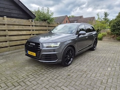 Audi Q7 - 3.0TDI 3x S-line/ 22inch Zeer mooie uitvoering
