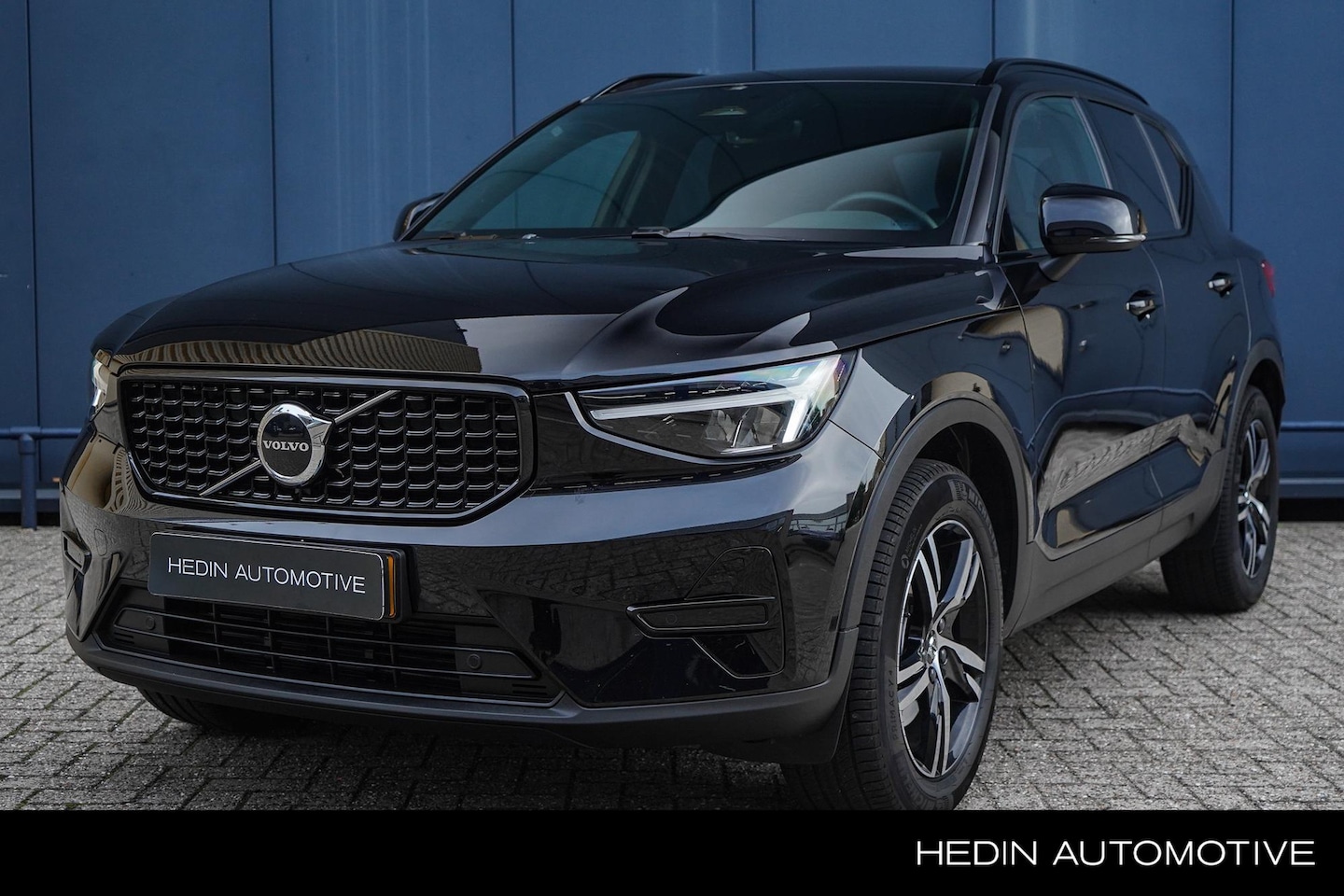 Volvo XC40 - 2.0 B4 Plus Black Edition 2.0 B4 Plus Black Edition - AutoWereld.nl