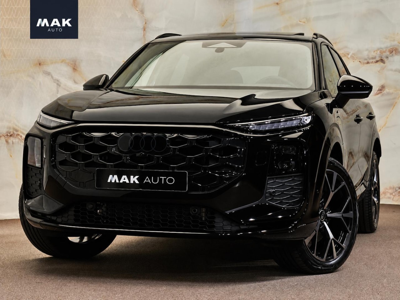 Audi Q3 - E-Hybrid S Edition , pano, Tech Pro, tr.haak, 20", Sonos, LED-kopl., memory, HUD, 360 came - AutoWereld.nl