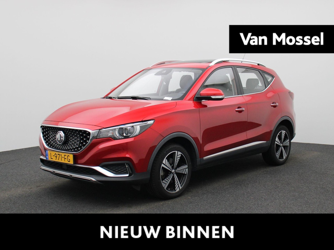 MG MG ZS EV - Luxury 45 kWh | PANO | ACC | CAMERA | Elektr. stoelverstelling | Stoelverwarming | Lane As - AutoWereld.nl