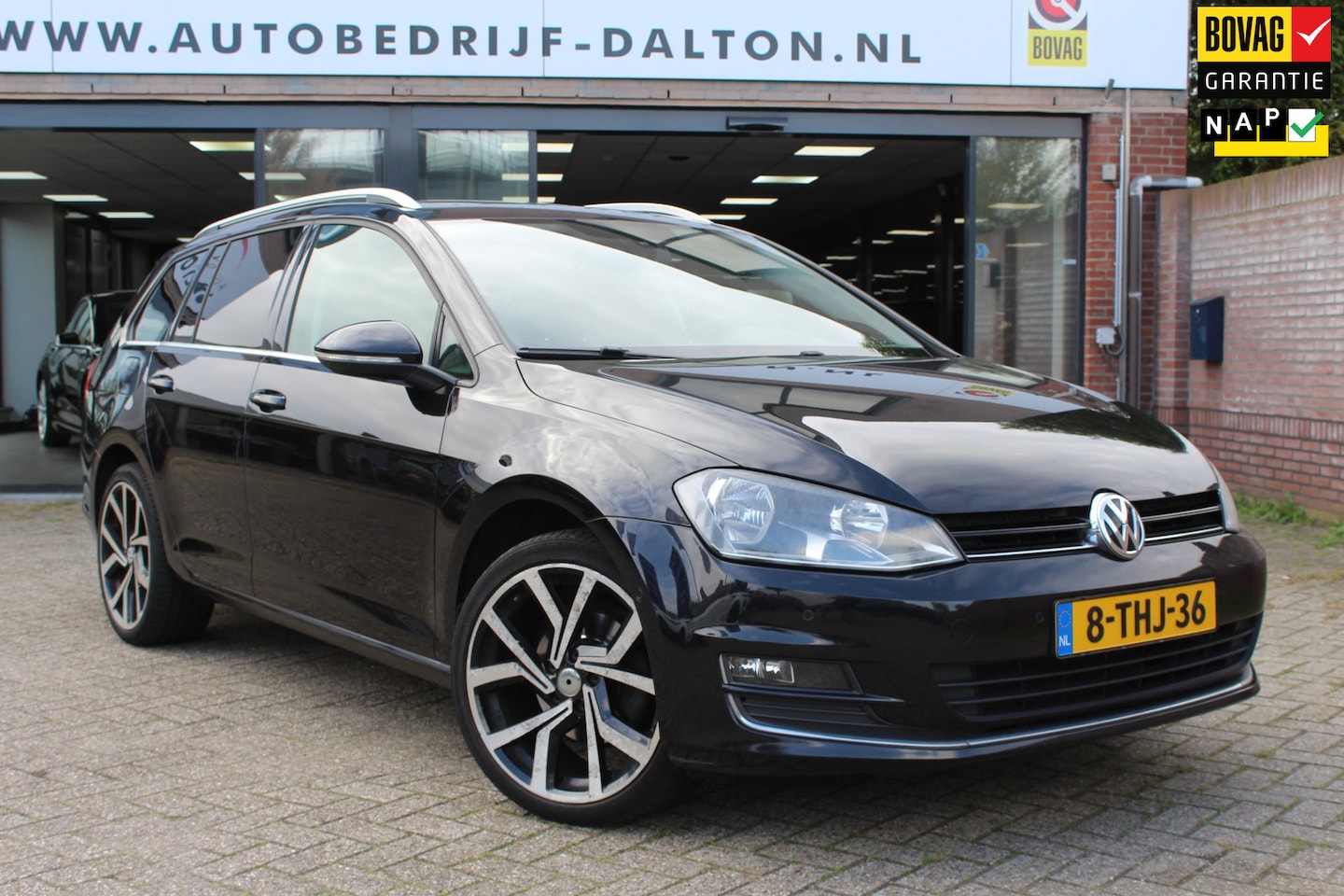 Volkswagen Golf Variant - 1.4 TSI Highline PANODAK / TREKHAAK / NAVIGATIE - AutoWereld.nl