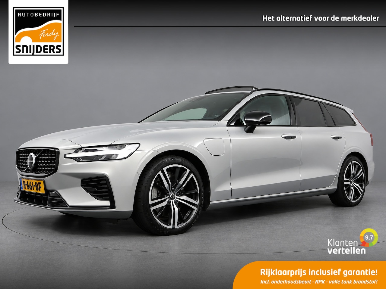 Volvo V60 - 2.0 T6 Plug-in hybrid AWD Plus Dark 2.0 T6 Plug-in hybrid AWD Plus Dark, Orig.NL | Pano | DAB+ | Leer | 360 Camera | LED Plus - AutoWereld.nl