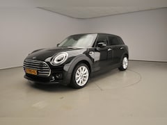 MINI Clubman - 1.5 Cooper | LED | Navigatie | Sportstoelen | Stoelverwarming | Chrome line | DAB | Alu 18