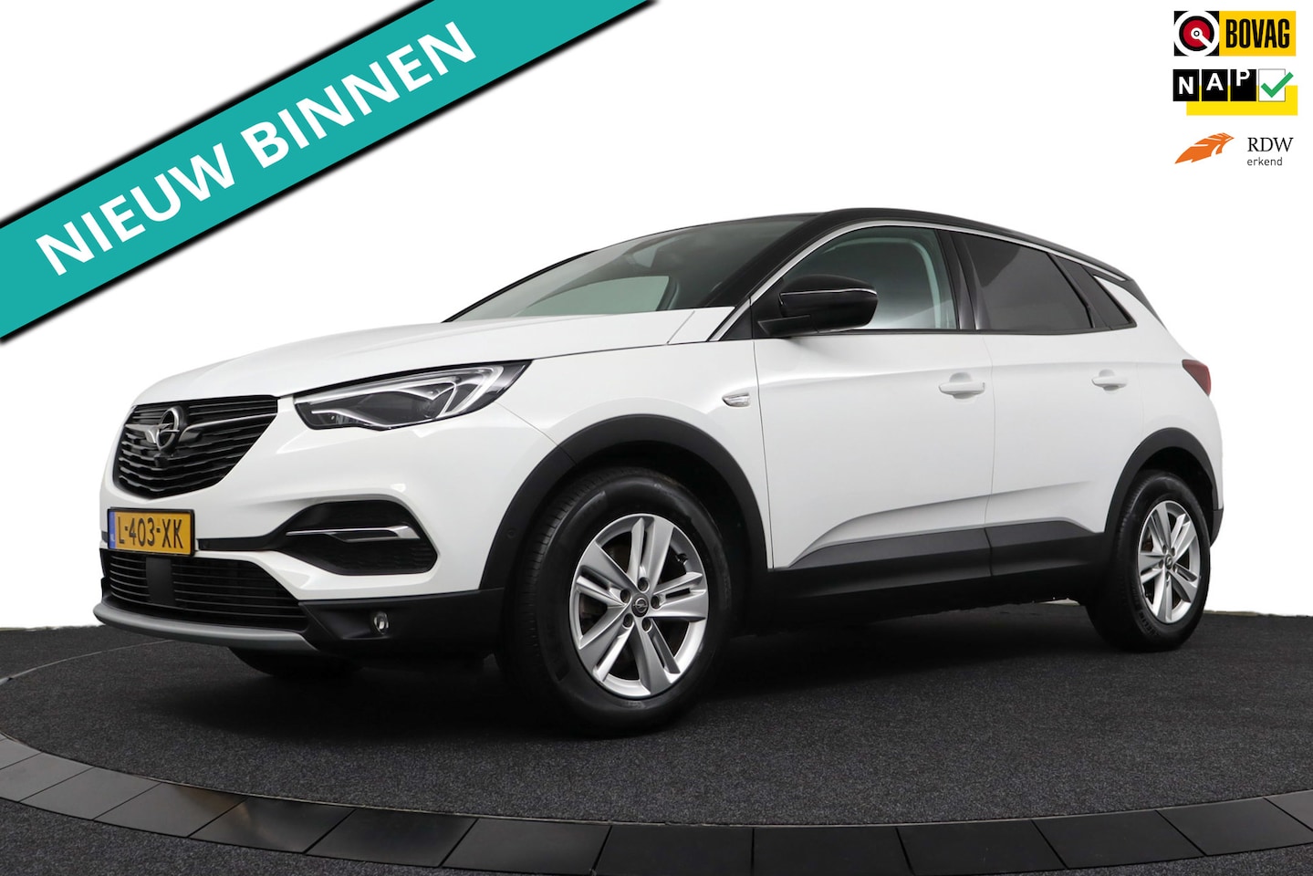 Opel Grandland X - 1.2 T. 130pk Automaat Business Elegance Winterpakket/Carplay/NAP/ - AutoWereld.nl