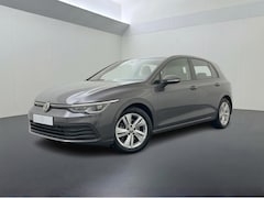 Volkswagen Golf - 1.0 eTSI Life | 110 PK | Automaat | Adaptive Cruise Control | Achteruitrijcamera | Climate