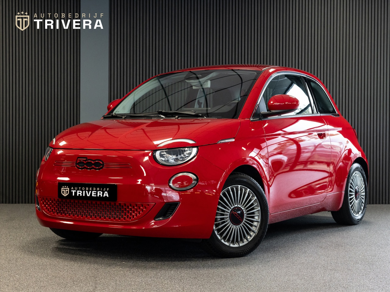 Fiat 500e - RED 24 kWh l SoH 95% l CAMERA l CARPLAY l BTW auto l LMV l 1ste eig. l Zeer lage km's l al - AutoWereld.nl