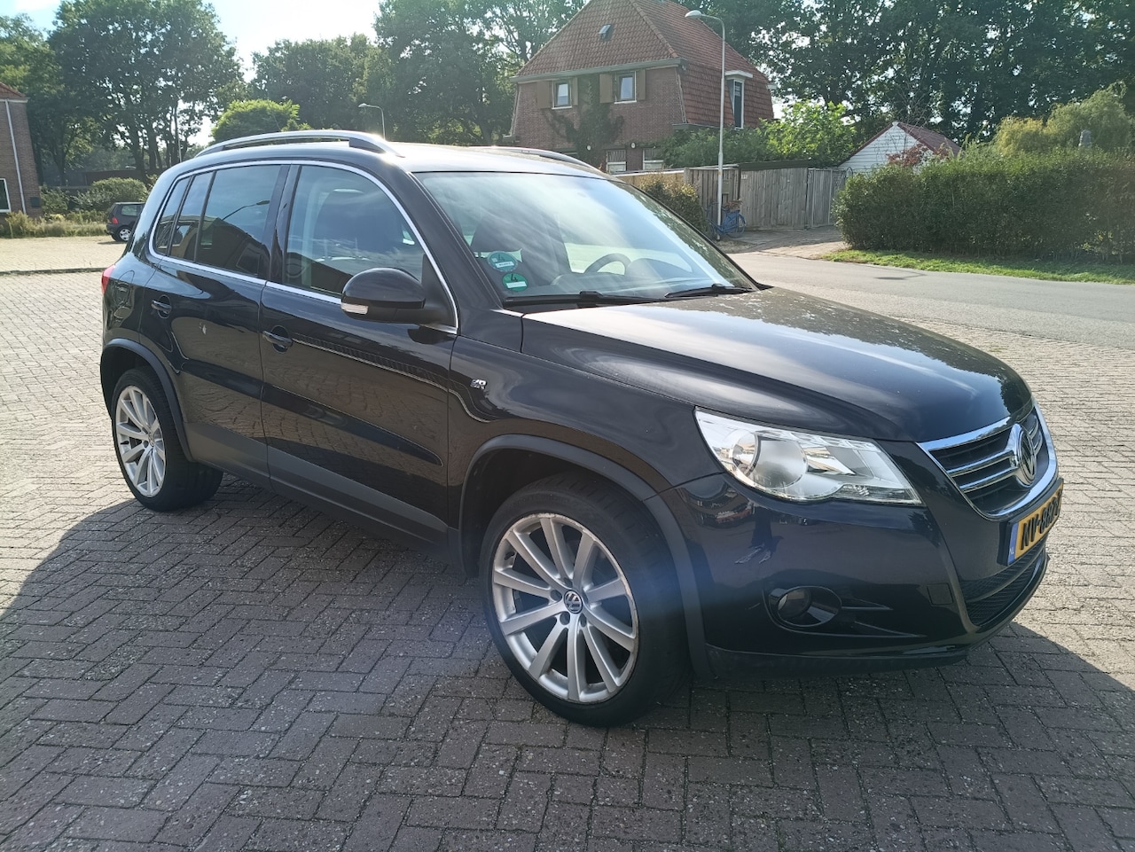 Volkswagen Tiguan - 1.4 TSI Sport&Style 4Motion - AutoWereld.nl