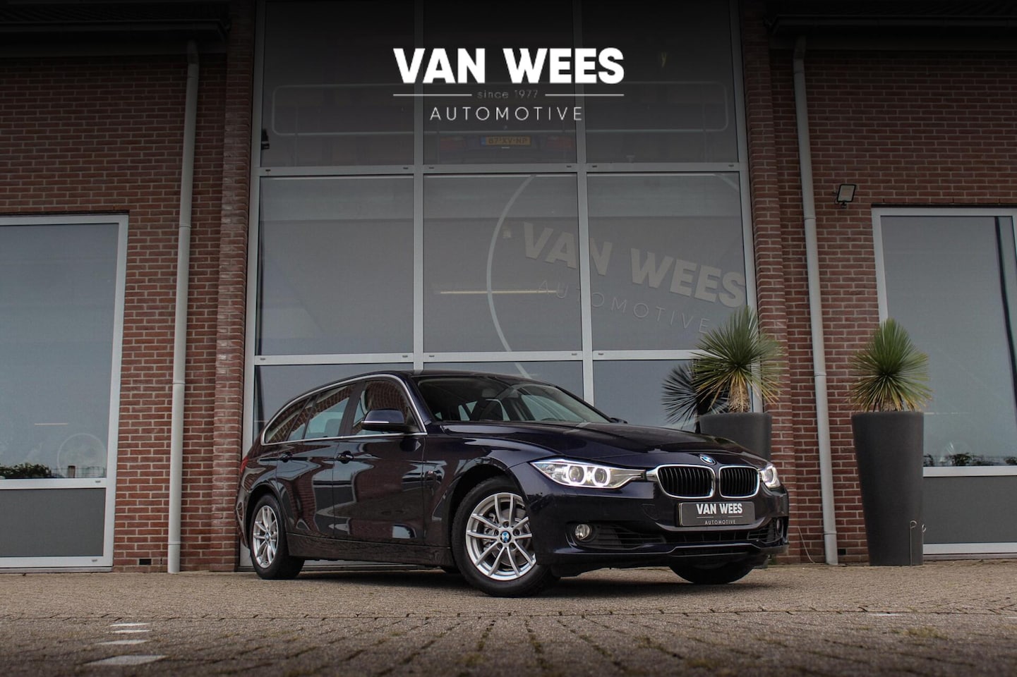 BMW 3-serie Touring - 320i Executive | Origineel NL | 3e eigenaar | Xenon | Navigatie Business | Cruise control - AutoWereld.nl