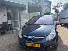 Opel Corsa - 1.4-16V Cosmo