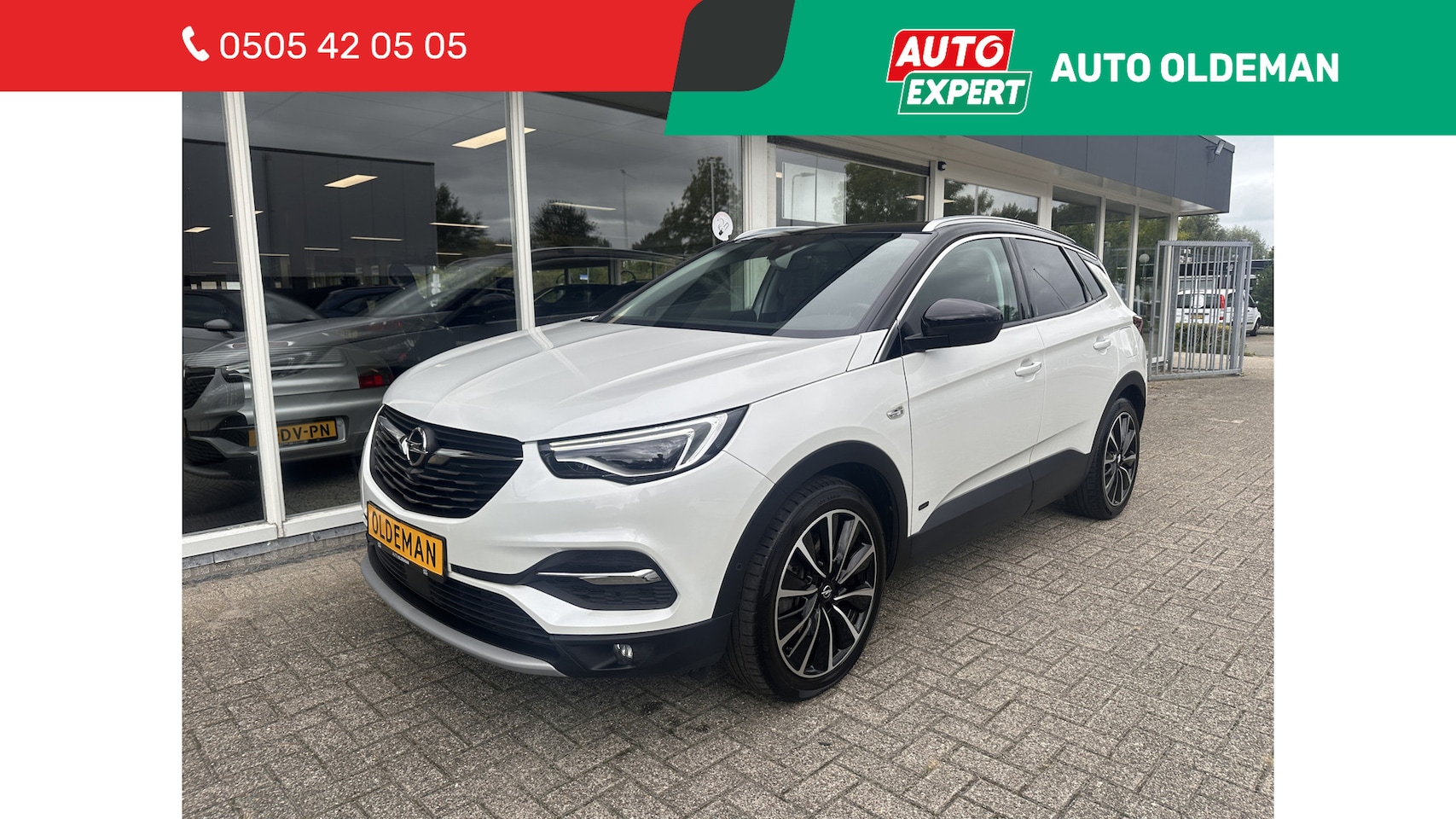 Opel Grandland X - 1.6 Turbo Hybrid4 Ultimate LEDER,CARPLAY,STOELKOELING! - AutoWereld.nl