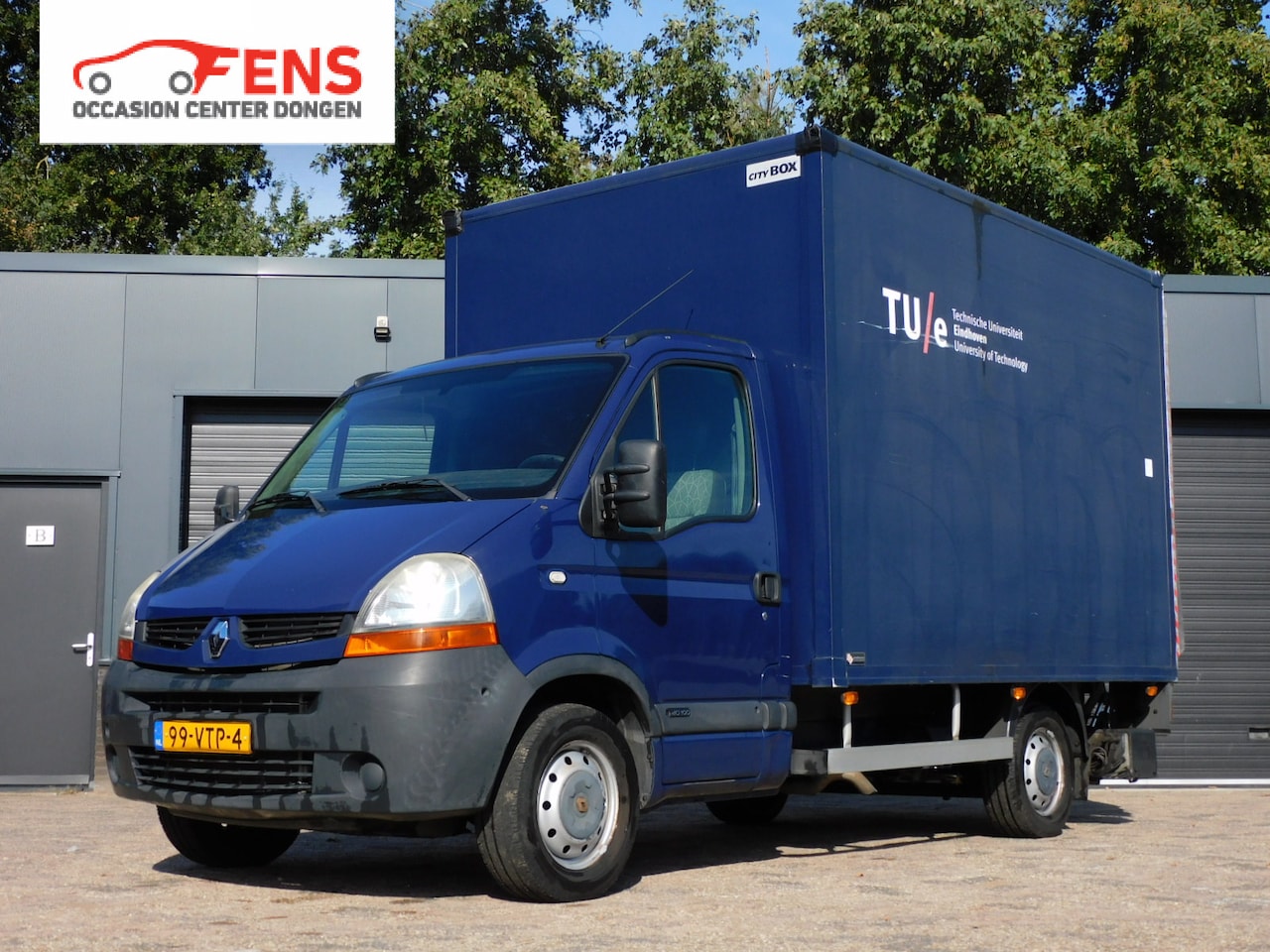 Renault Master - T35 2.5 dCi L2H1 LAADKLEP! AIRCO! CRUISE! NAVI! - AutoWereld.nl
