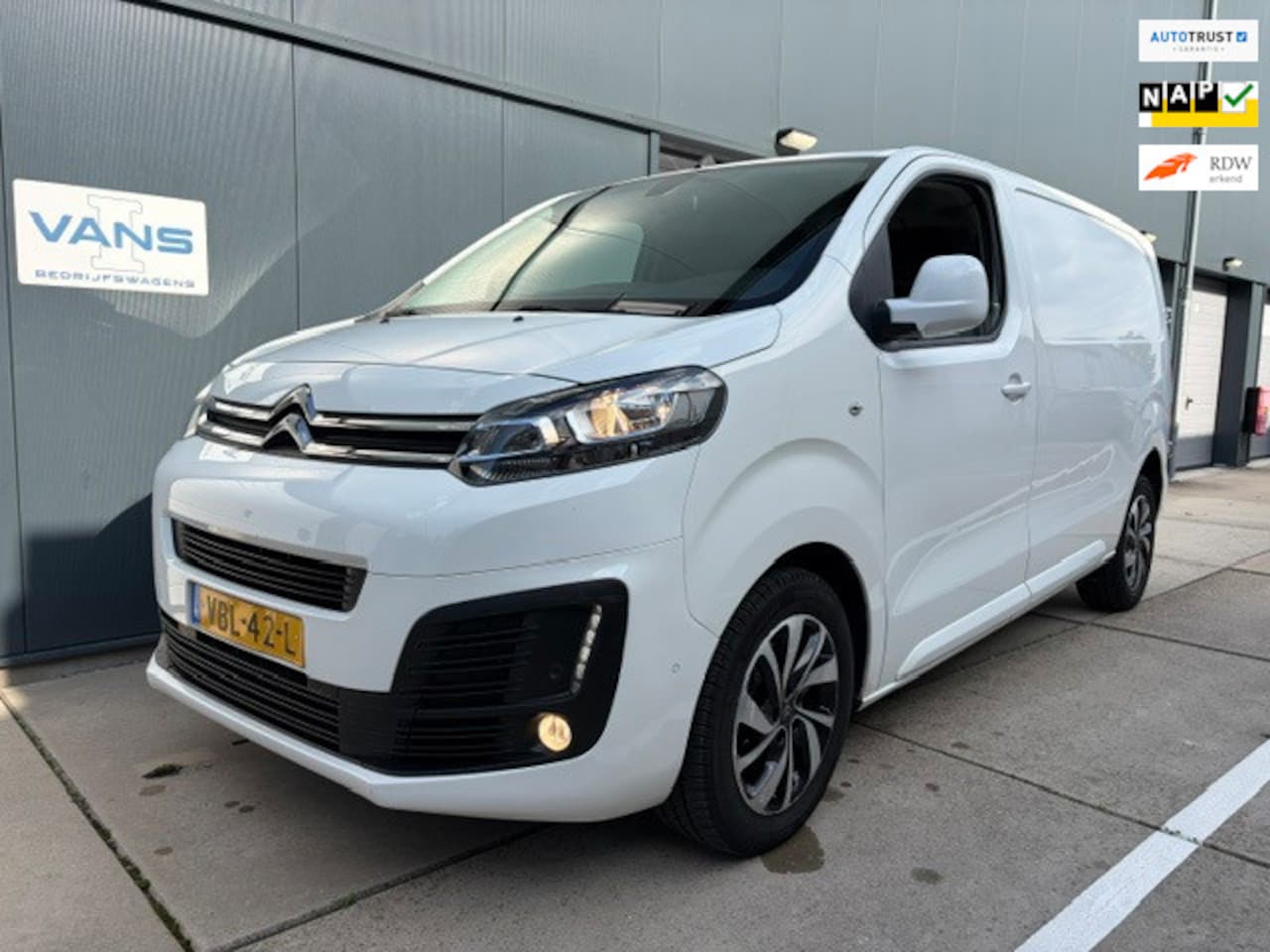 Citroën Jumpy - 2.0 BlueHDI 120 Business M S&S L2 - AutoWereld.nl