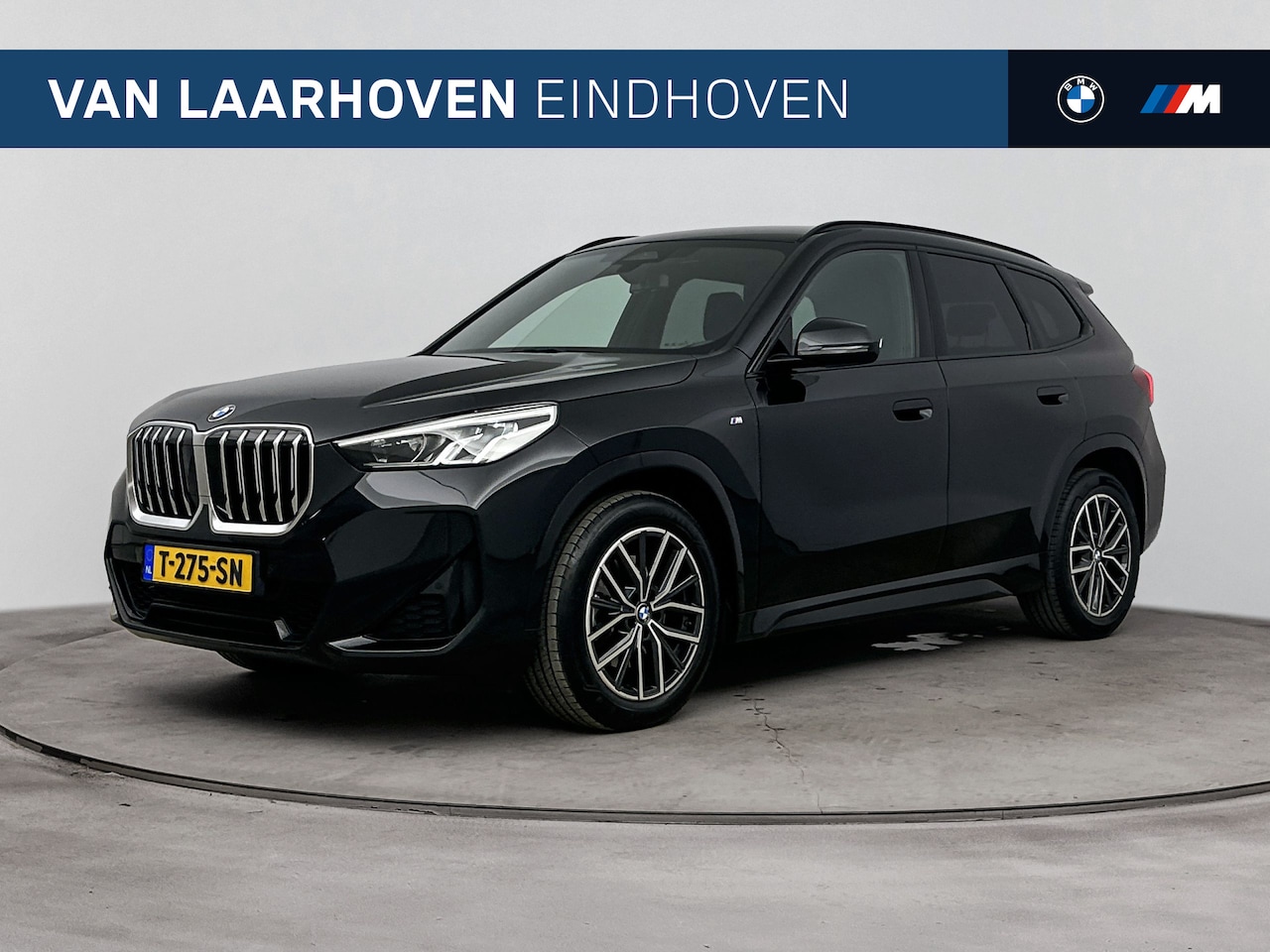 BMW X1 - sDrive20i M Sport Automaat / Trekhaak / Sportstoelen / Achteruitrijcamera / M Adaptief ond - AutoWereld.nl