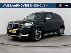 BMW X1 - sDrive20i xLine Automaat / Panoramadak / Sportstoelen / Achteruitrijcamera / Stoelverwarmi