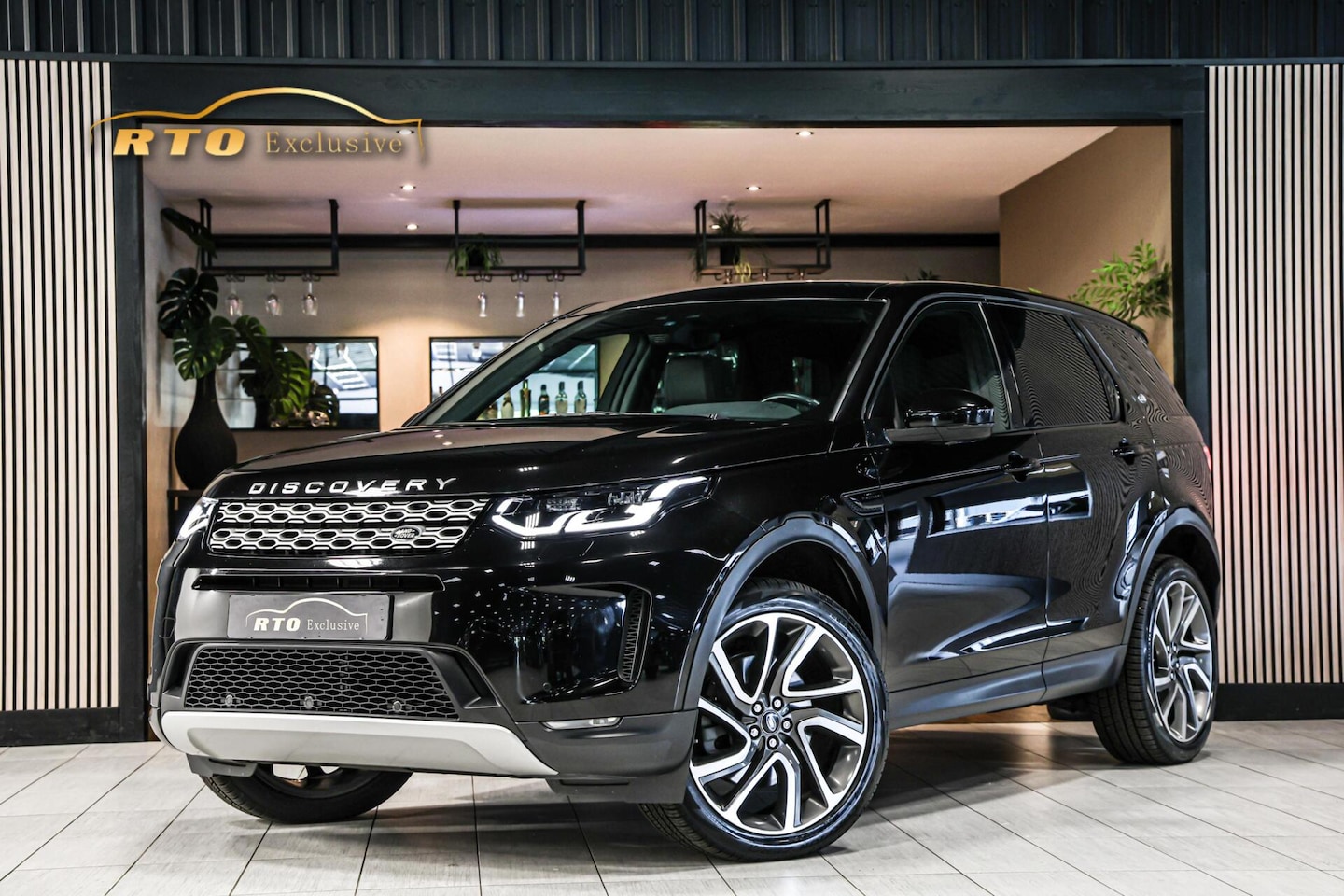 Land Rover Discovery Sport - P200 2.0 S|Pano|Leder|21''|Carplay - AutoWereld.nl