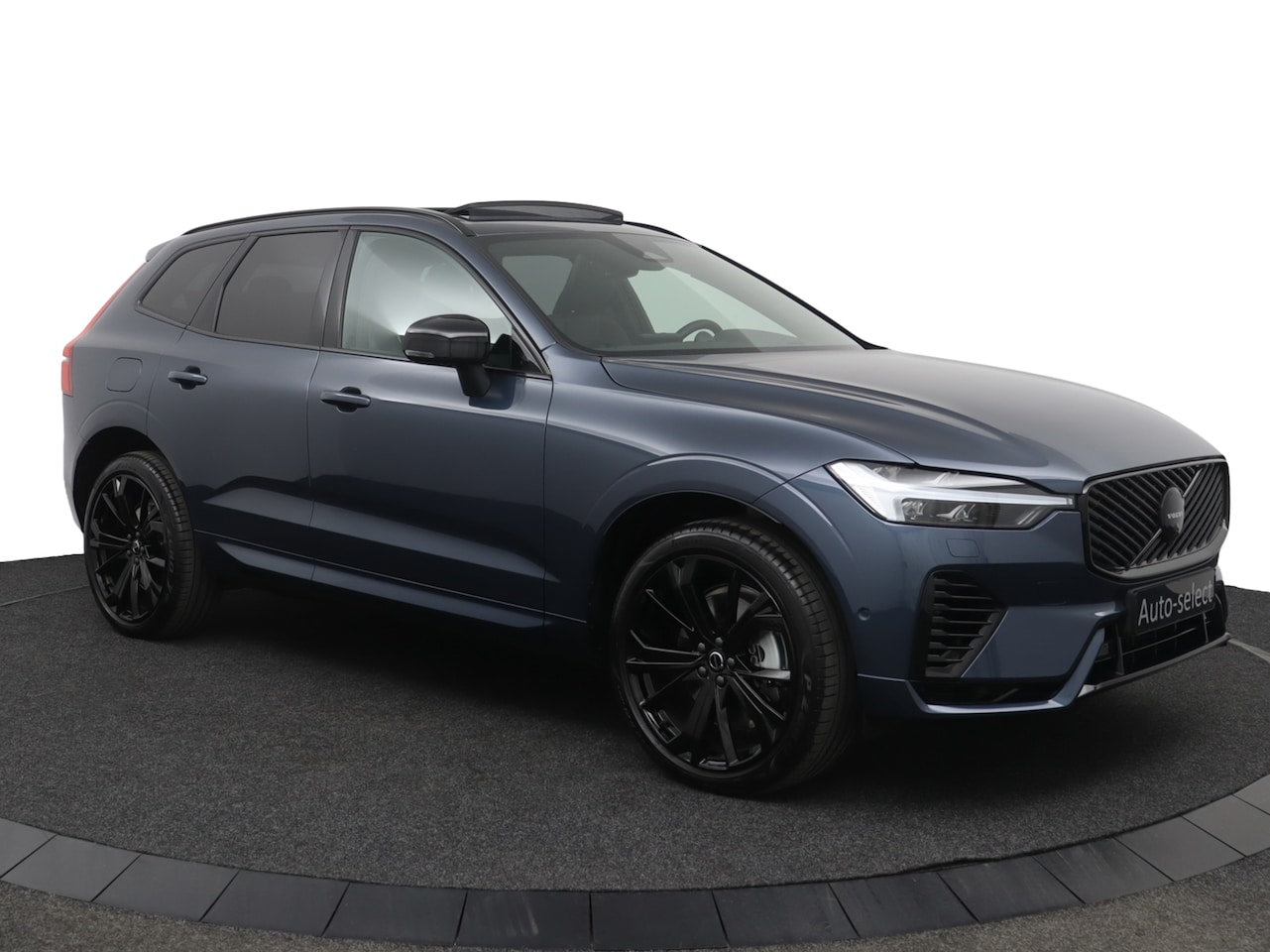 Volvo XC60 - 2.0 T8 Plug-in hybrid AWD Ultra Black Edition|LUCHTVERING|BOWERS|360|MASSAGE - AutoWereld.nl