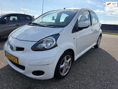 Toyota Aygo - 1.0-12V Comfort Navigator Airco Navigatie APK 08-2027