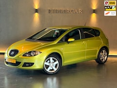 SEAT Leon - 1.6 Active Style|NAP|PARK SENS|AIRCO|CARPLAY|ONDERHOUDSBOEKJE|