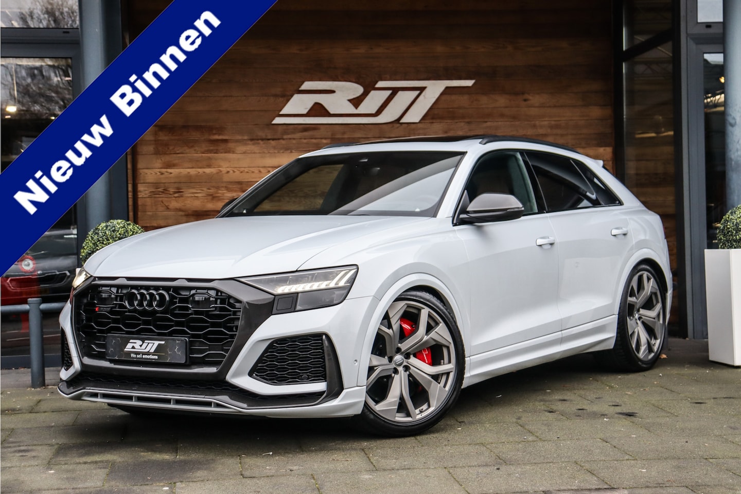 Audi RSQ8 - 4.0 V8 Quattro **Keramische rem./Pano/360/Alcantara/Carbon in/ex** - AutoWereld.nl