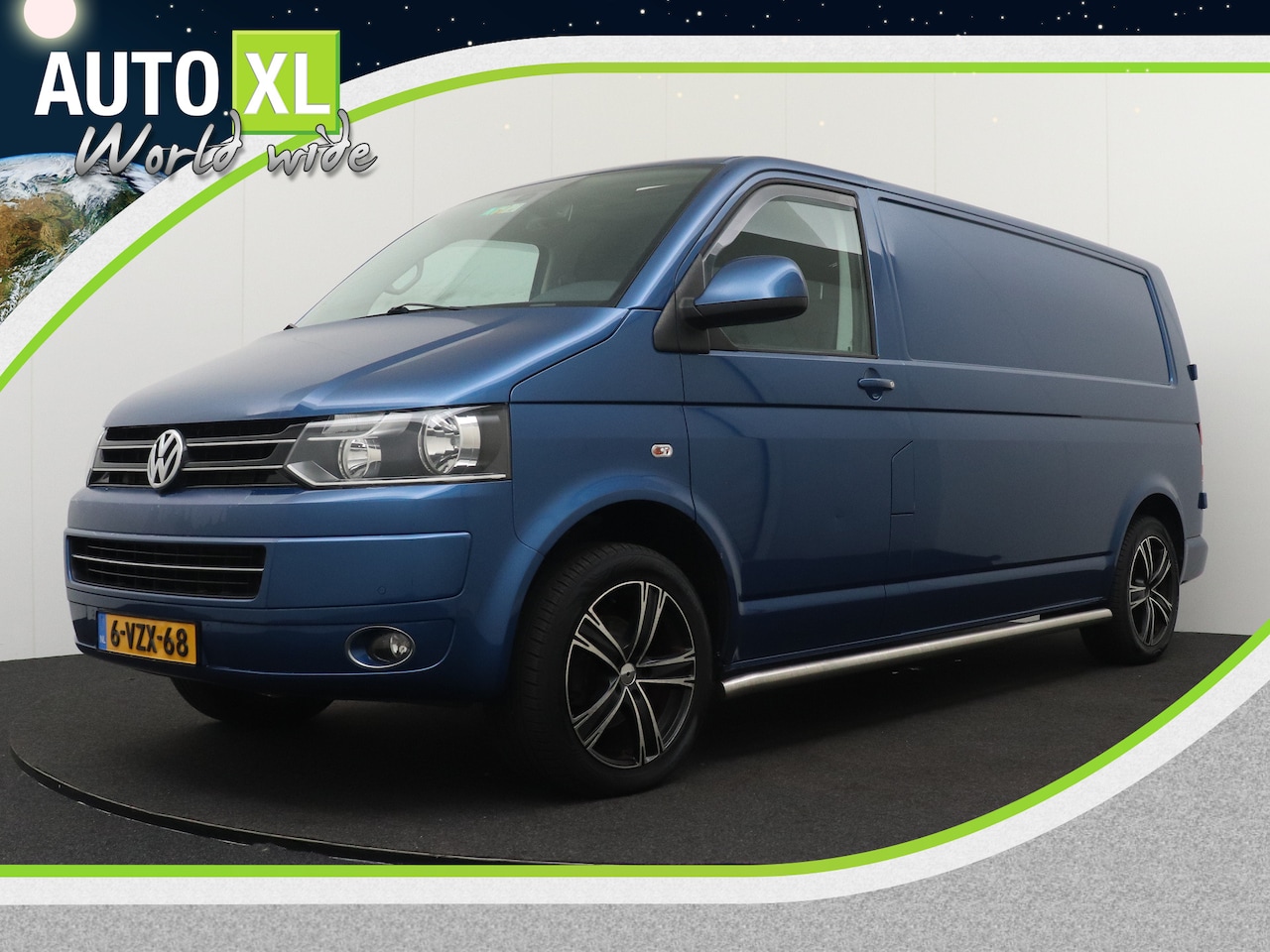 Volkswagen Transporter - 2.0 TDI 140 PK L2H1 Comfort-line Trekhaak 2500 KG Navi Stoelverw. - AutoWereld.nl