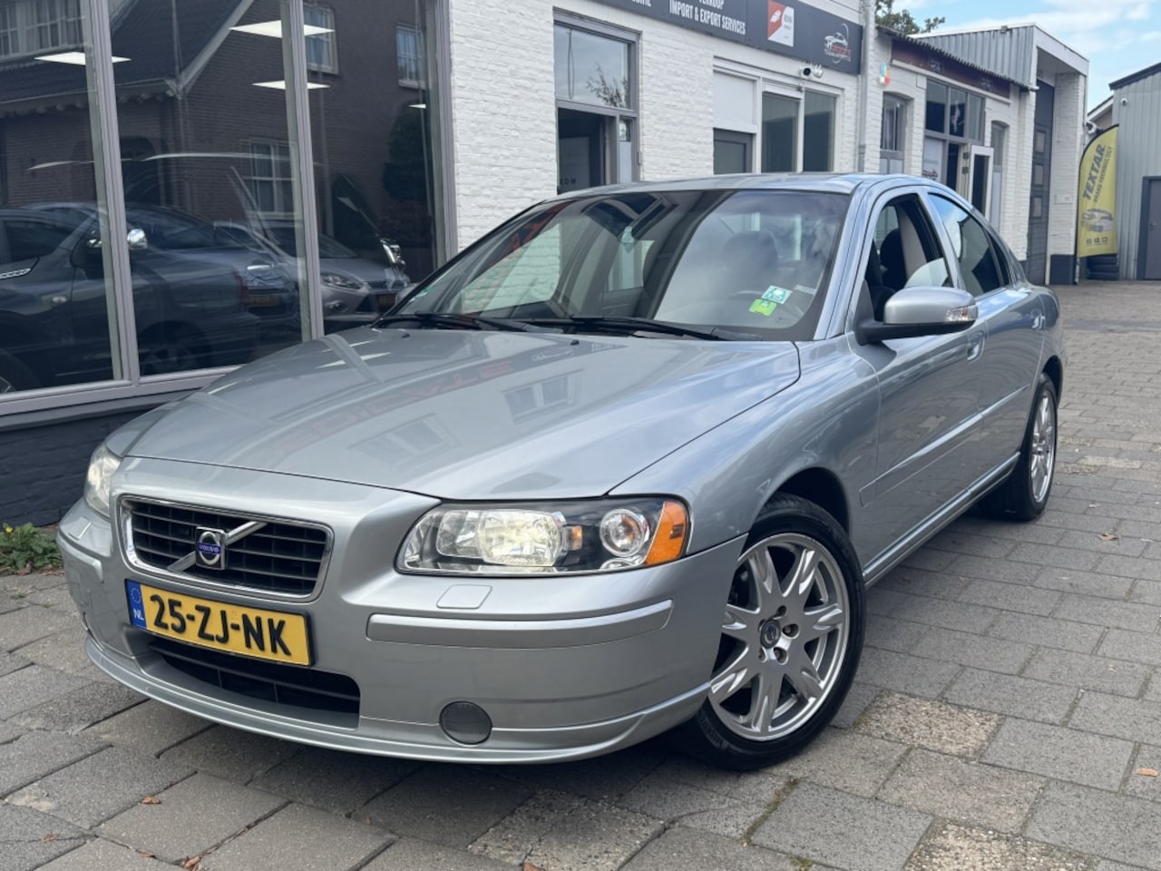 Volvo S60 - 2.4 Drivers Edition*NW-Distributie*TOPSTAAT* - AutoWereld.nl