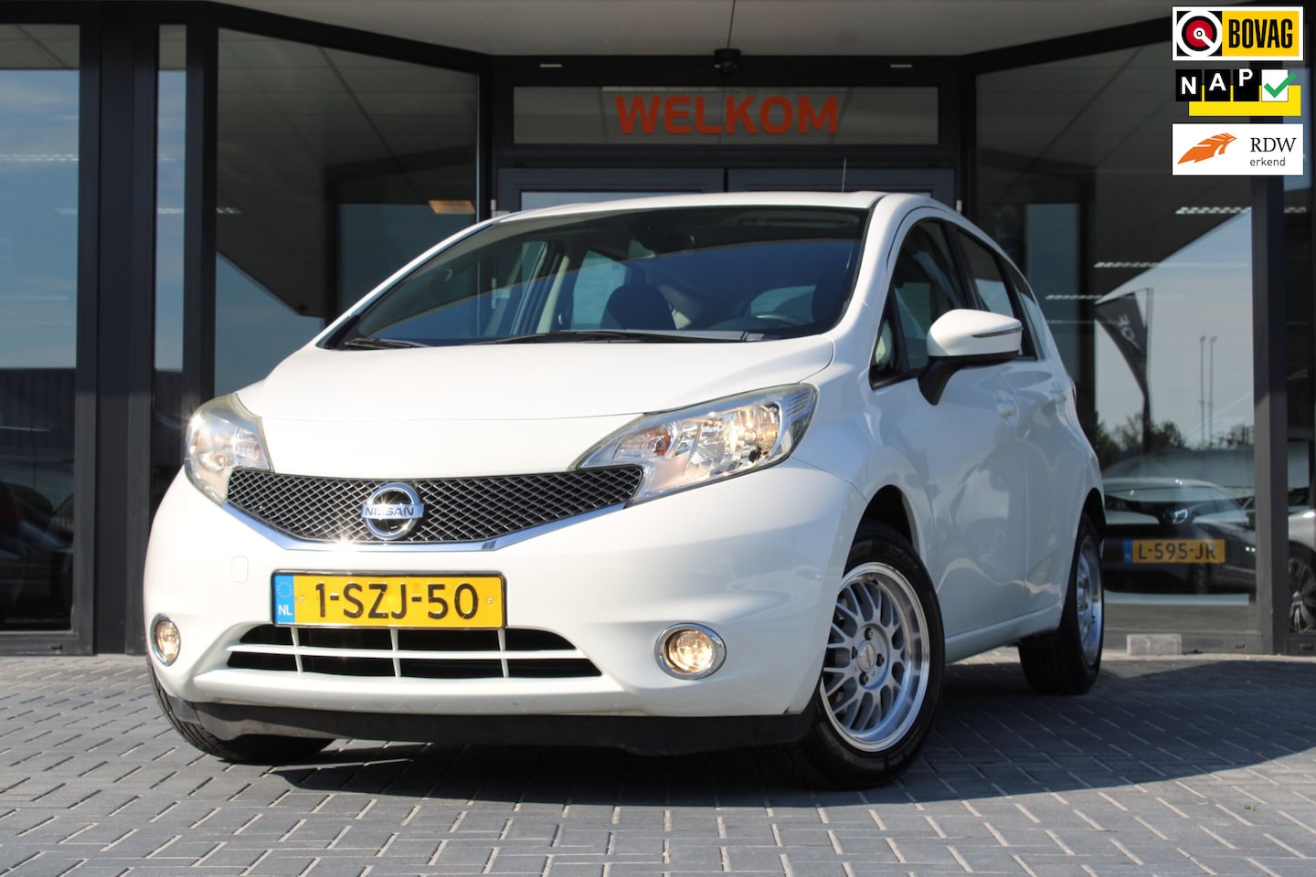Nissan Note - 1.2 Connect Edition 1.2 Connect Edition, Cruise Control, Airco, Navigatie, Climate Control, Elektrische ramen, - AutoWereld.nl