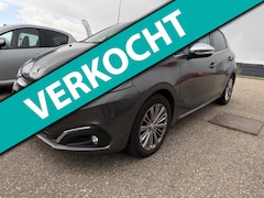 Peugeot 208 - 1.2 PureTech Allure Dealeronderhouden Navi AC PDC Camera