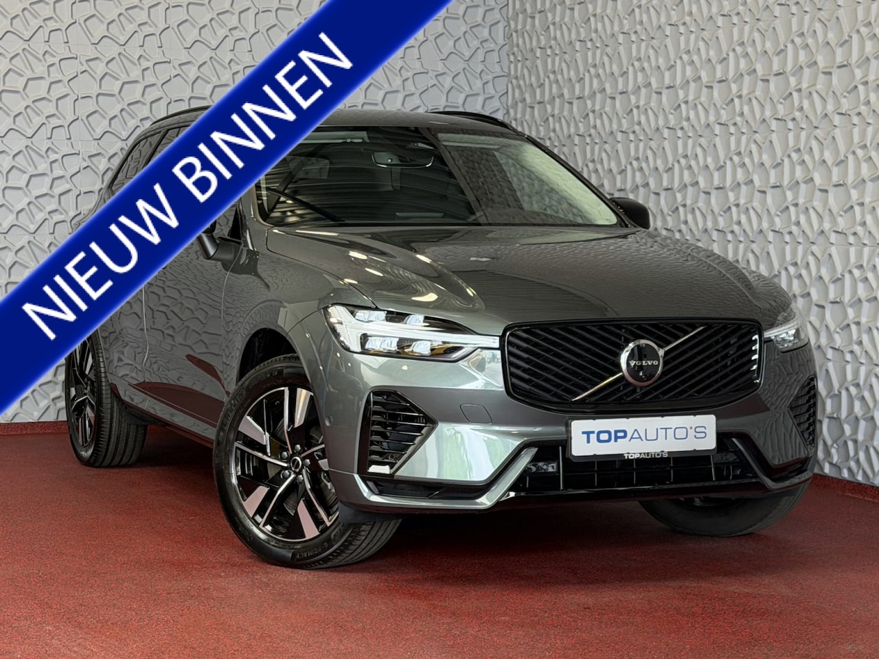 Volvo XC60 - 2.0 T8 455PK AWD PLUS DARK NIEUWE AUTO HARMAN KARDON 360.CAM STOEL/STUUR VERW LEER - AutoWereld.nl