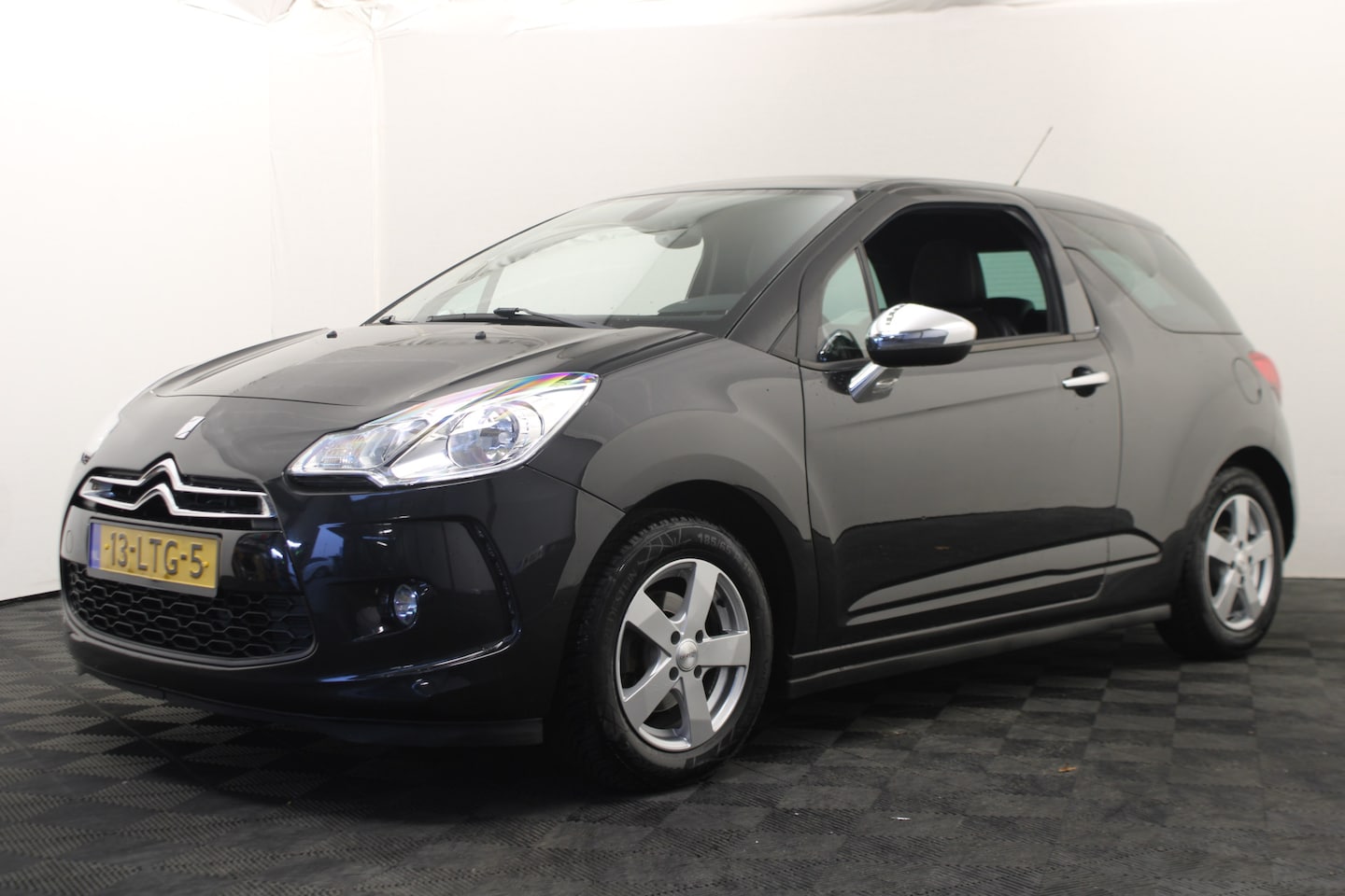 Citroën DS3 - 1.4 Chic 1.4 Chic - AutoWereld.nl
