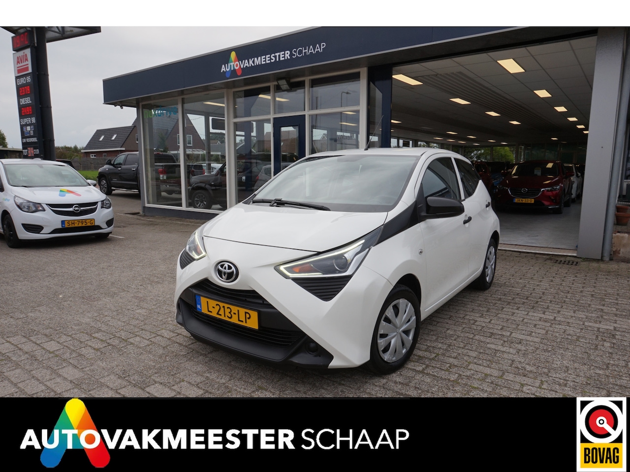 Toyota Aygo - 1.0 VVT-i x-fun 1.0 VVT-i x-fun , Incl nw apk/beurt & 12 mnd bovag garantie - AutoWereld.nl