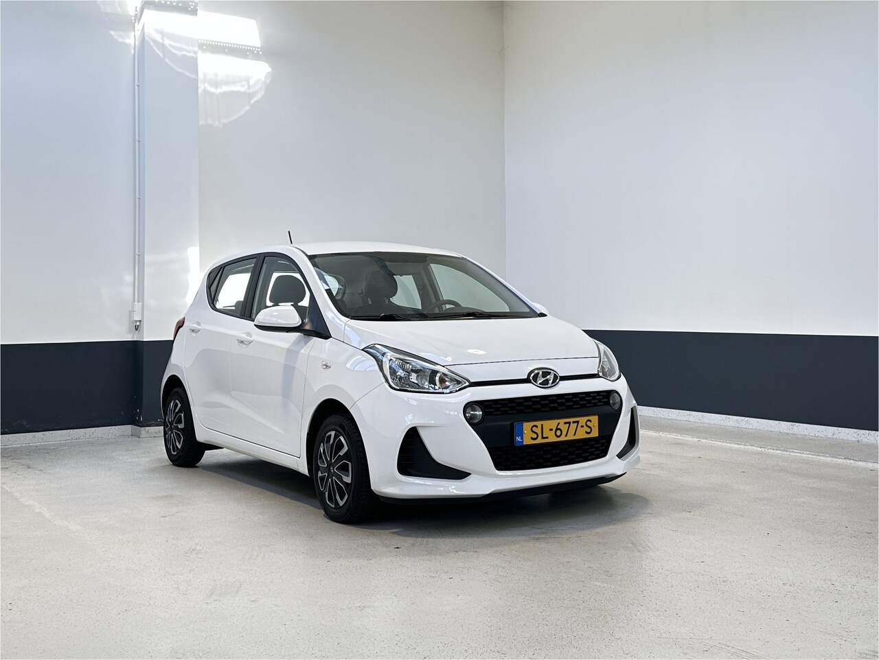 Hyundai i10 - 1.0i Comfort | NL| 2 Eig | Navigatie | Apple Carplay/ Android Auto | - AutoWereld.nl