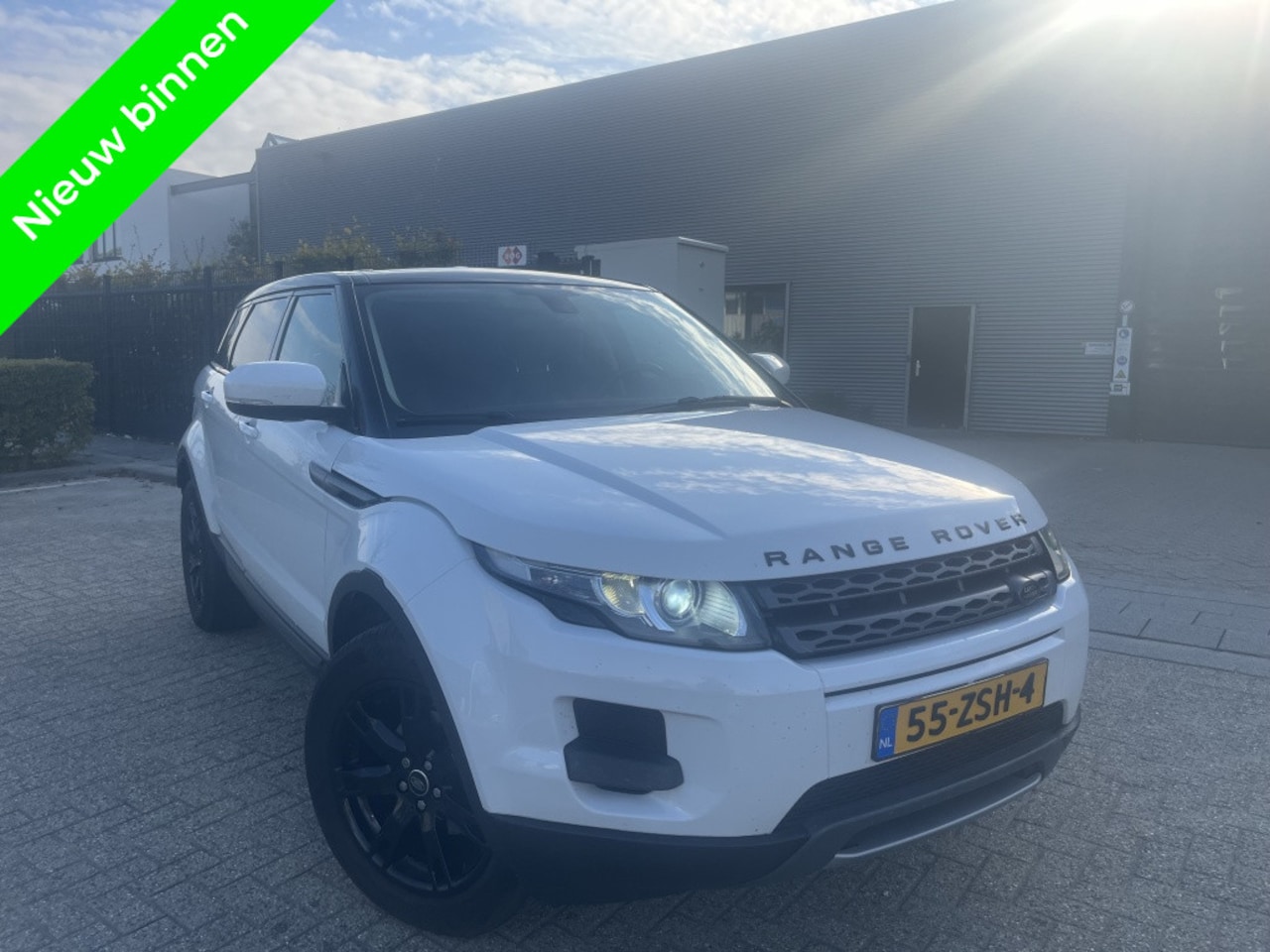 Land Rover Range Rover Evoque - 2.2 TD4 4WD Pure Leer Clima Parkeersensor Nap - AutoWereld.nl