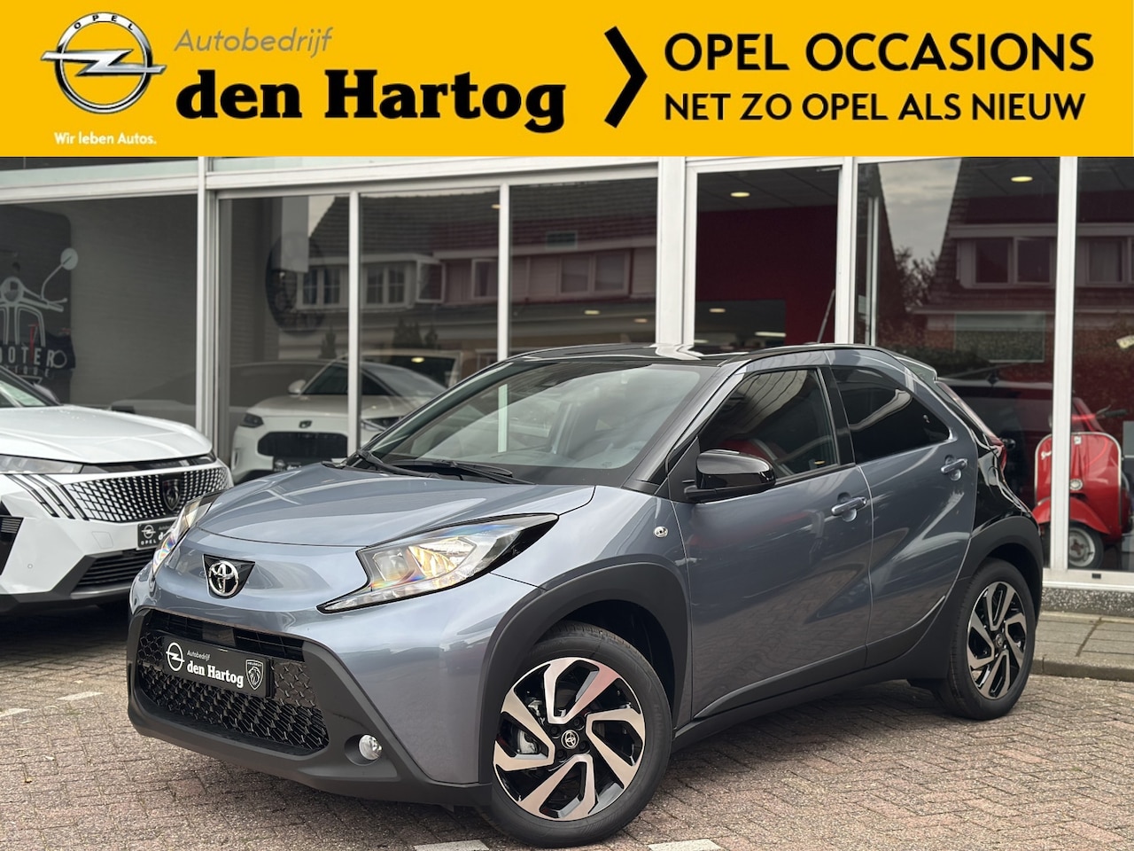 Toyota Aygo X - 1.0 VVT-i S-CVT Pulse Automaat/Stoelverwarming/Camera/Sportvelgen - AutoWereld.nl