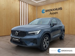 Volvo XC40 - 2.0 B4 Plus Dark | Trekhaak | BLIS | Harman Kardon | Camera | Stoel + Stuur Verwarming | K