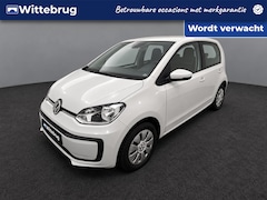 Volkswagen Up! - 1.0 BMT move up Executive Comfort / Airconditioning / Parkeersensoren / Camera / Bluetooth