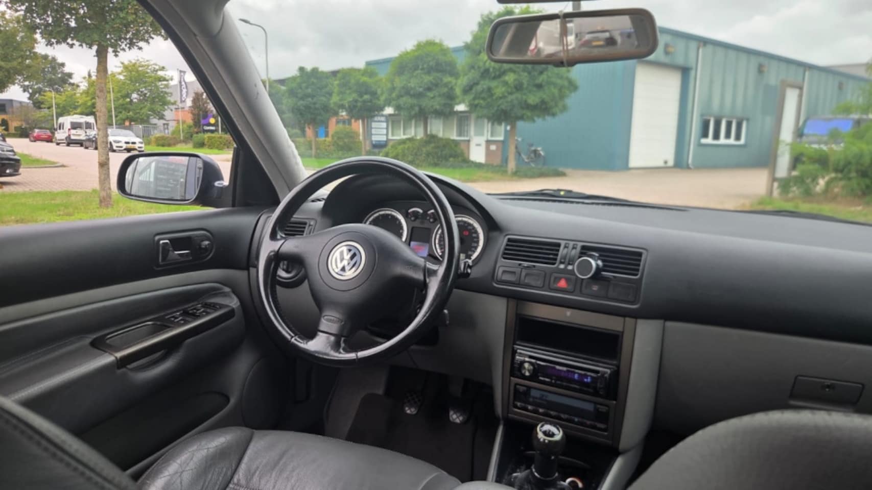 Volkswagen Bora - 1.6-16V Sportline 1.6-16V Sportline - AutoWereld.nl